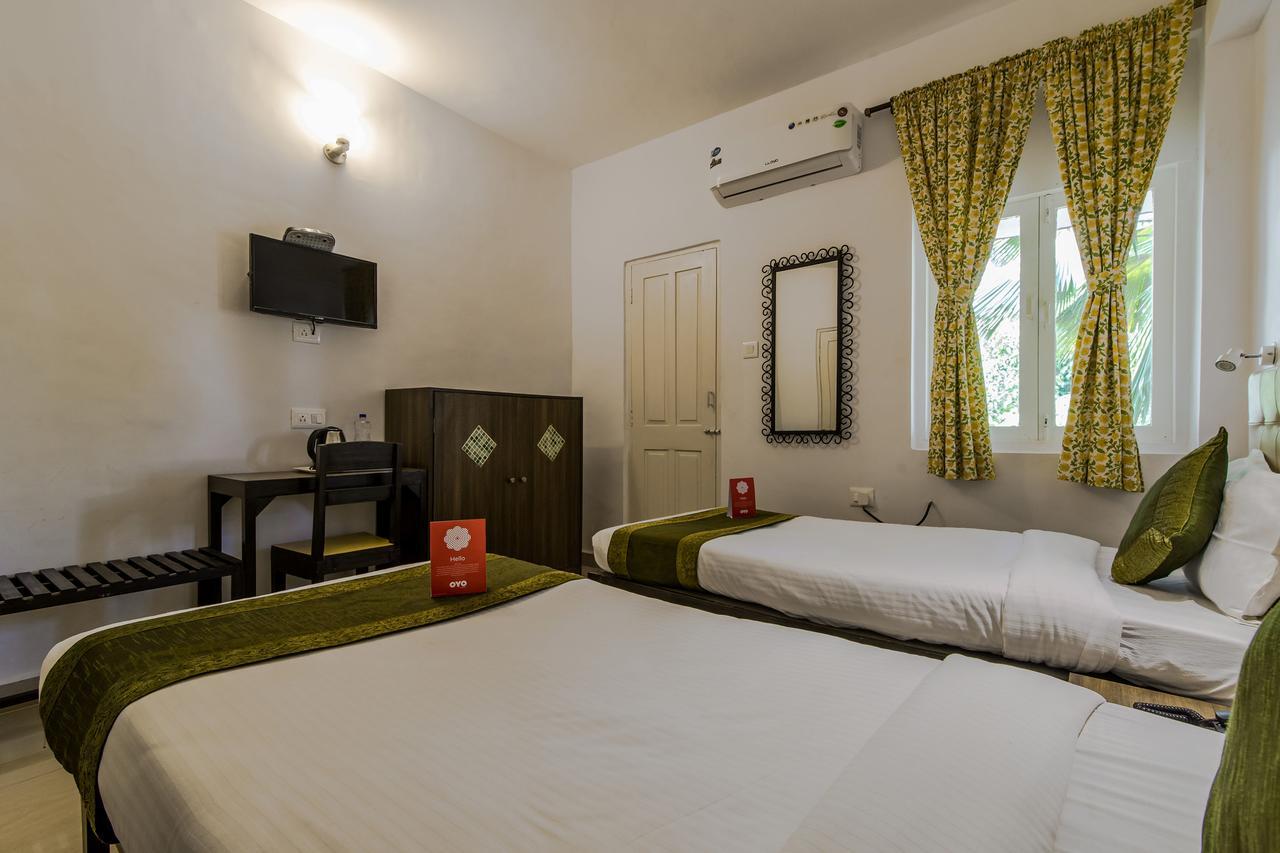 Oyo 10241 Hotel Mayfair Goa Buitenkant foto