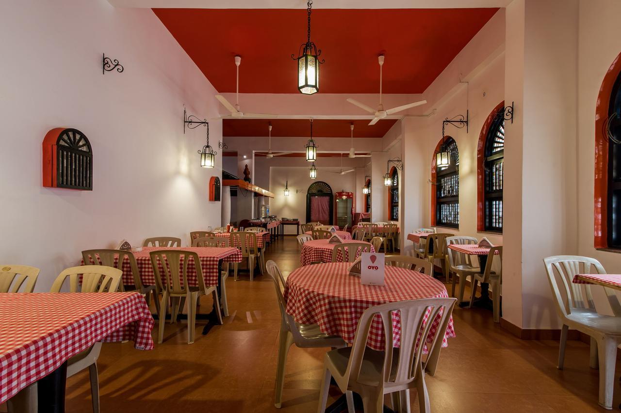 Oyo 10241 Hotel Mayfair Goa Buitenkant foto