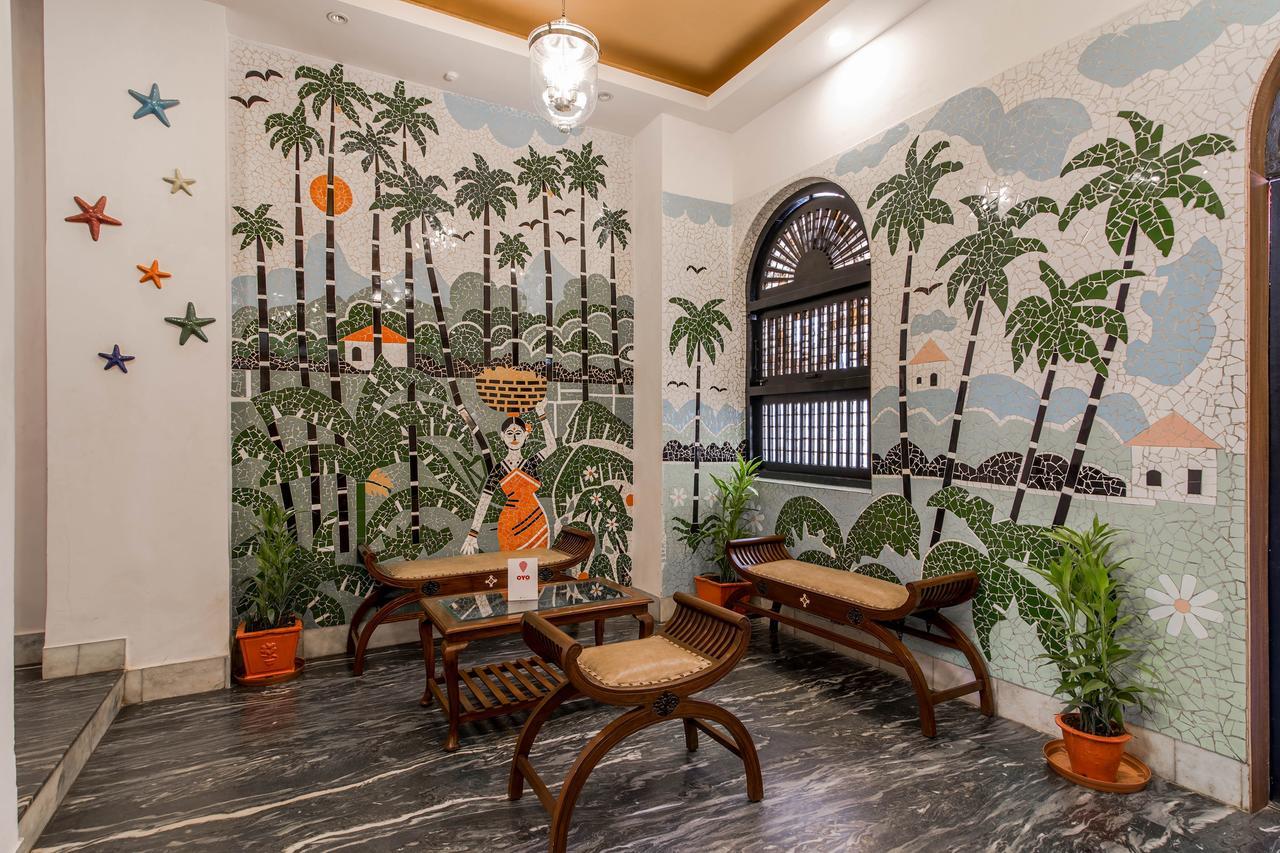 Oyo 10241 Hotel Mayfair Goa Buitenkant foto