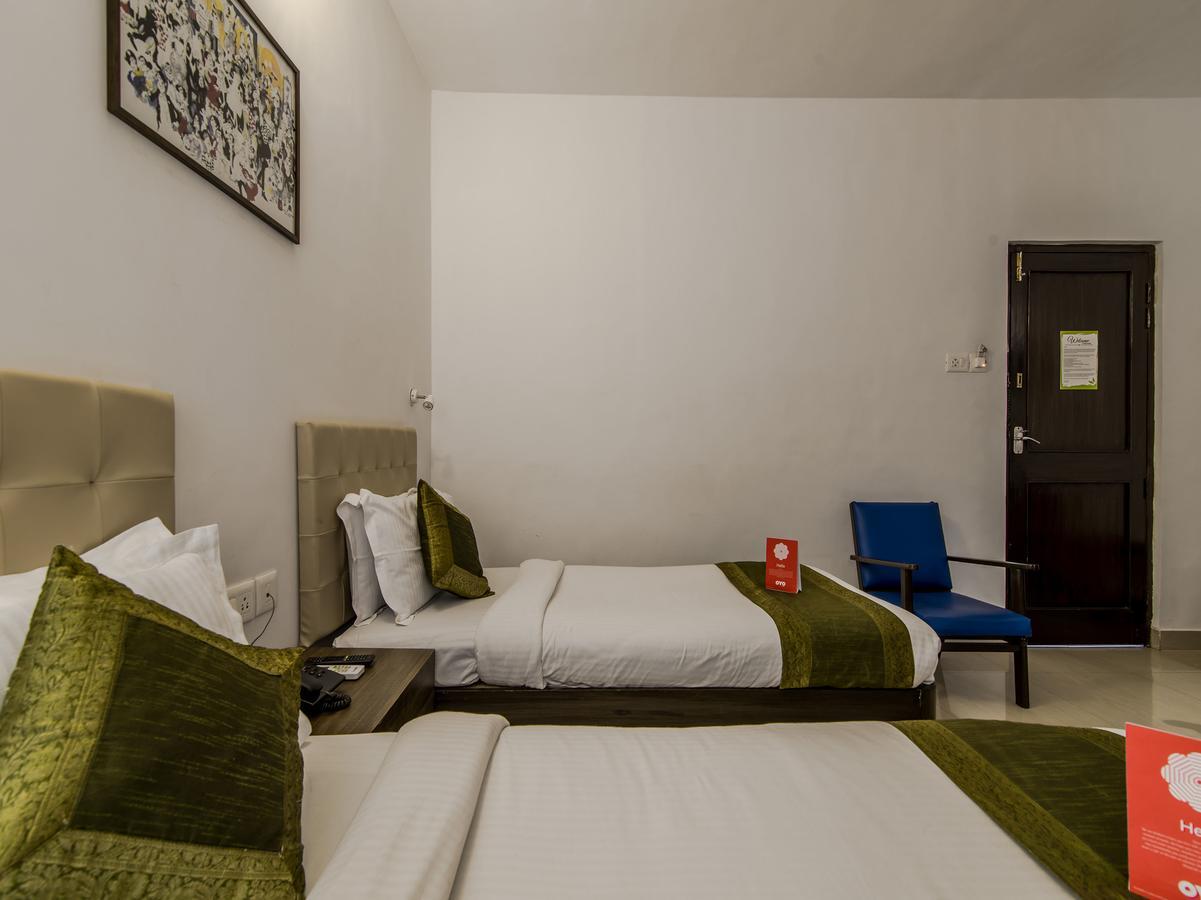 Oyo 10241 Hotel Mayfair Goa Buitenkant foto