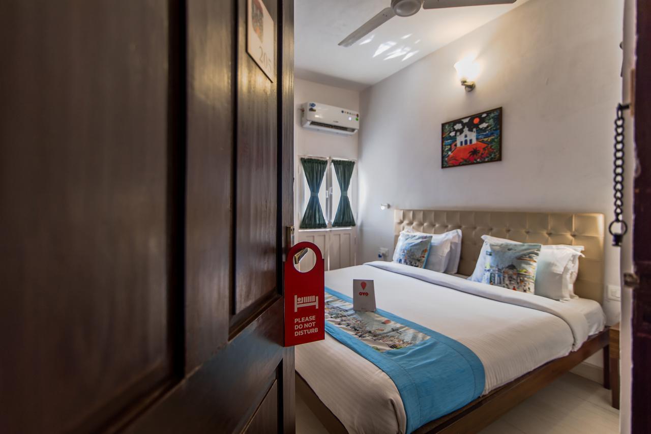 Oyo 10241 Hotel Mayfair Goa Buitenkant foto