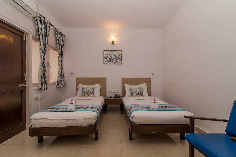 Oyo 10241 Hotel Mayfair Goa Buitenkant foto