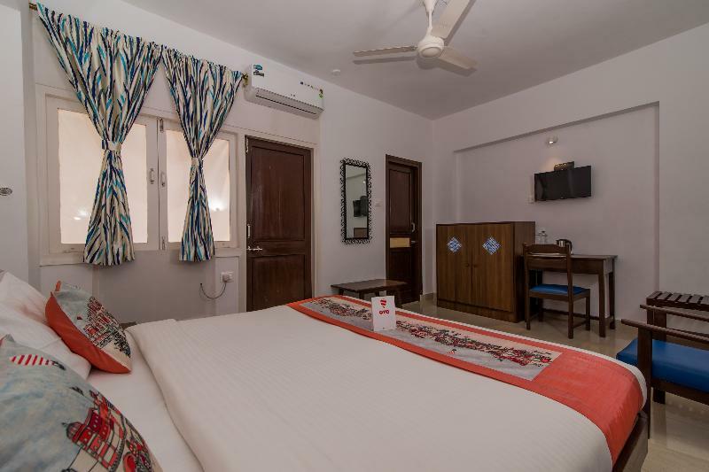 Oyo 10241 Hotel Mayfair Goa Buitenkant foto