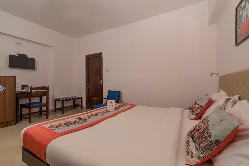 Oyo 10241 Hotel Mayfair Goa Buitenkant foto